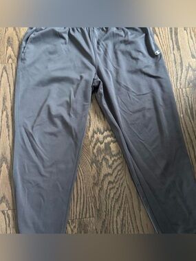 Champion grey joggers BRAND NEW Size XXL #athleisure #sweatpants #champion